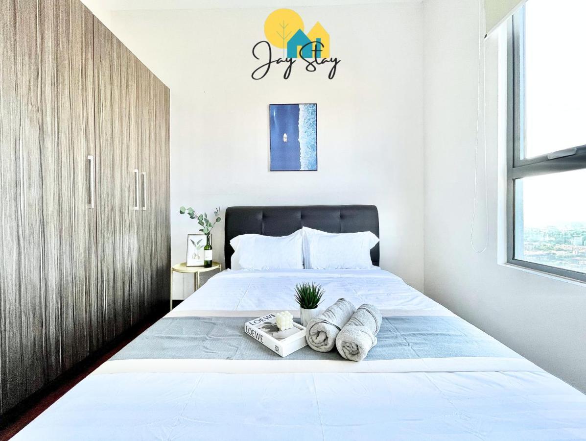 Silverscape L A4011 L Luxury 3br L Bathtub L 6-11 Pax L Seaview L Infinity Pool L Jonker Street L City Centre By Jay Pangsapuri *